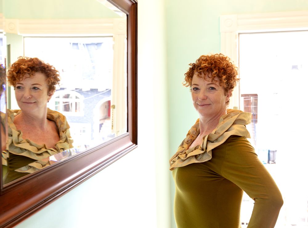 Alexandra Moari: Alexandra Moari and her team combine real estate trends with market expertise to deliver exceptional property management and mortgage services. They offer tailored solutions to meet your unique needs while providing personalized guidance and building genuine connections.