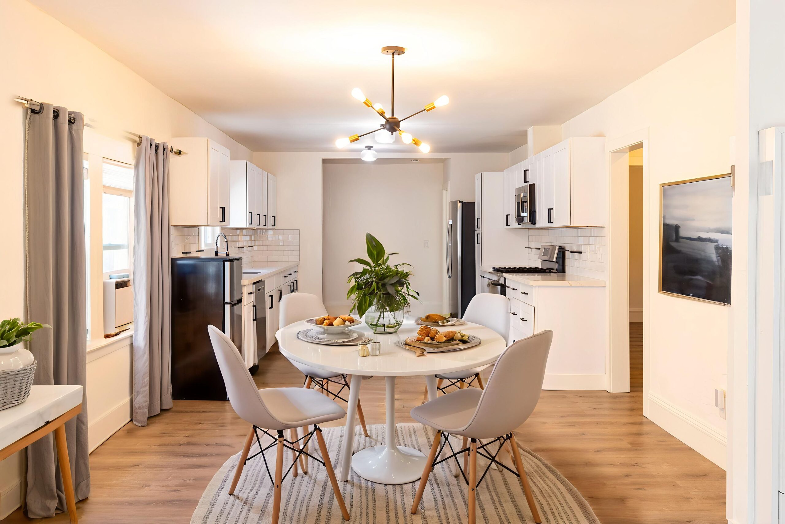 J.-Michael-Tucker-5224 - Dining Room - Scandinavian - 0